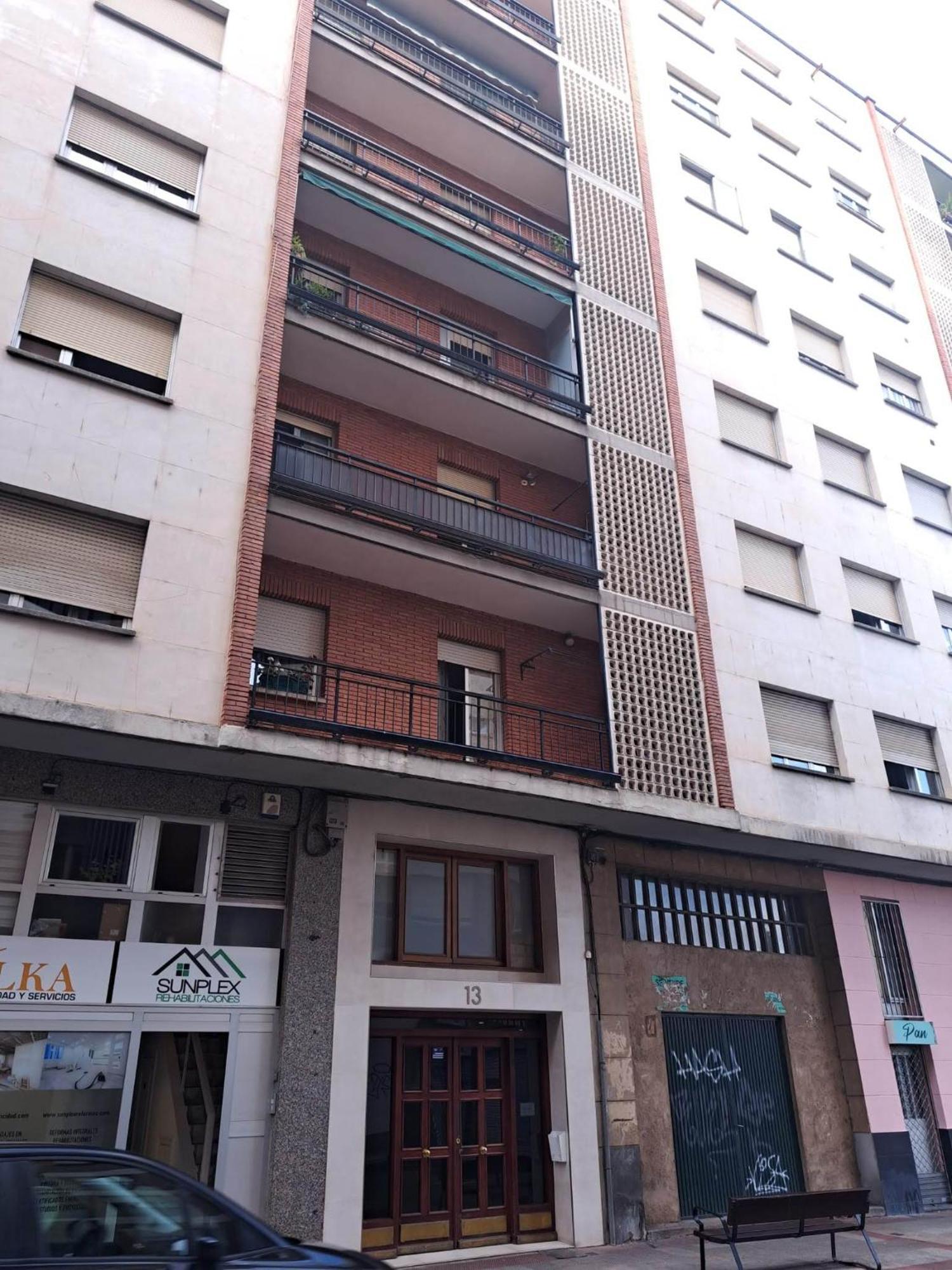 Piso Revellin Apartment *