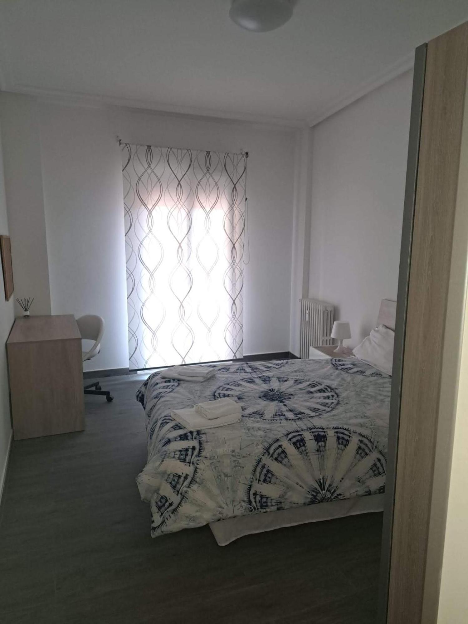 Piso Revellin Apartment *
