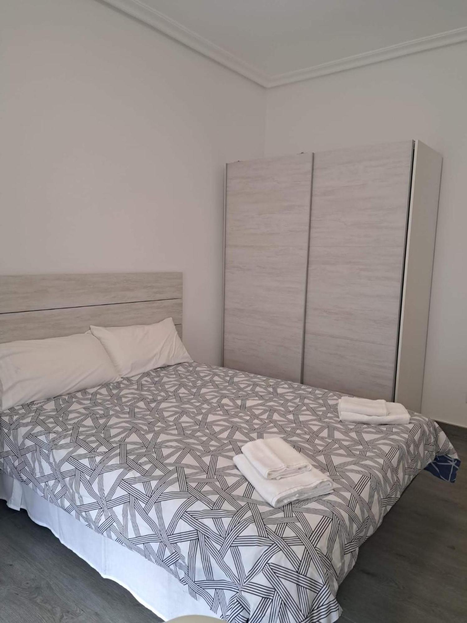 Piso Revellin Apartment Logrono